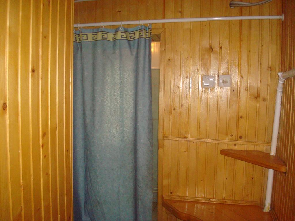 Prut Hotel Jaremtsje Buitenkant foto